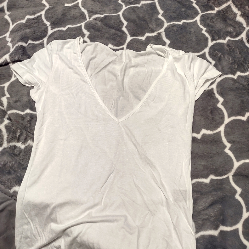 Woman's vneck